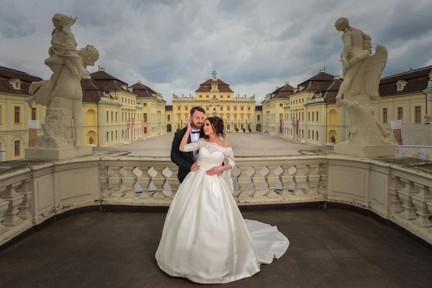Residenzschloss Ludwigsburg, Ehepaar auf dem Balkon